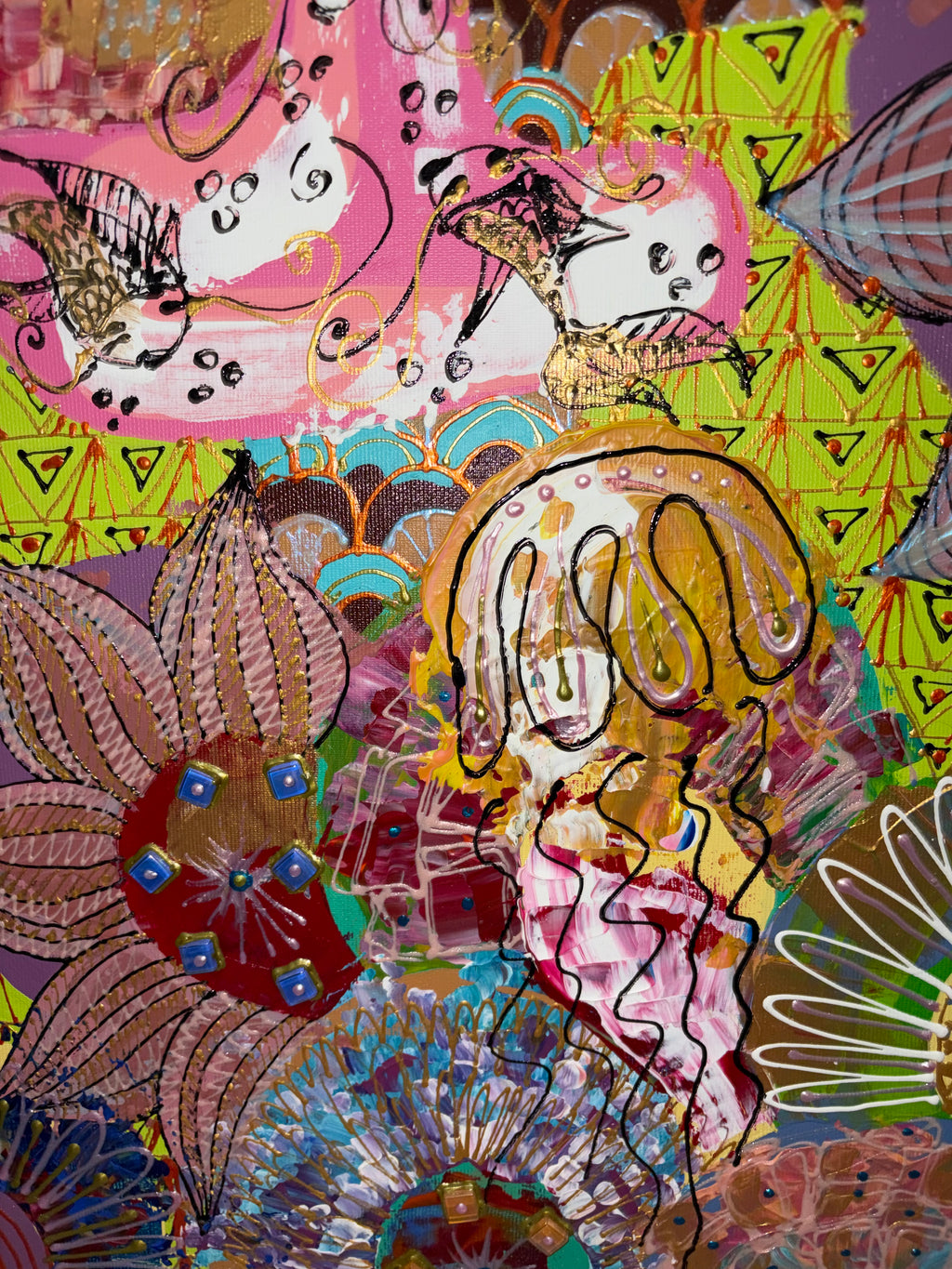 "Abyssal hues"