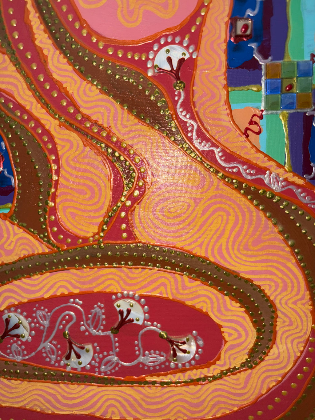 "Mosaic Siren"